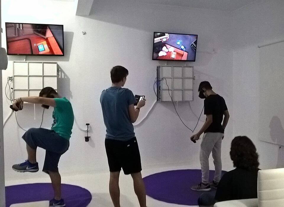 εικονική πραγματικότητα VR Planet