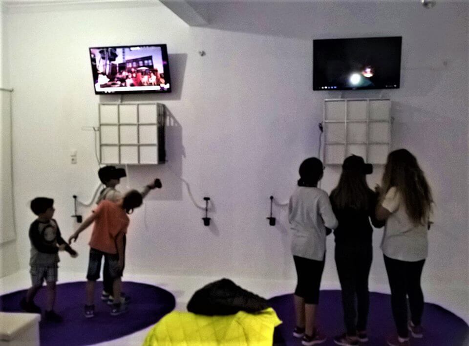 εικονική πραγματικότητα VR Planet