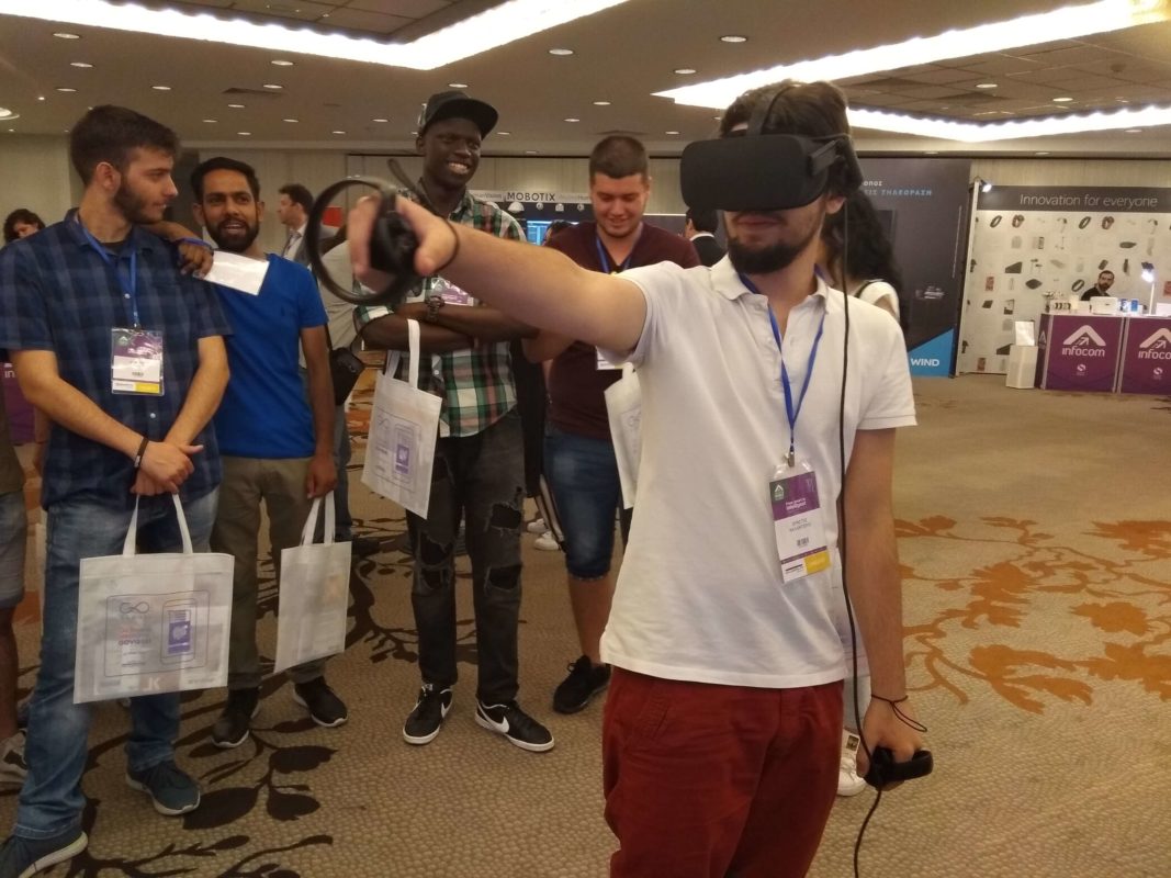 VR Planet Mobile & Connected World