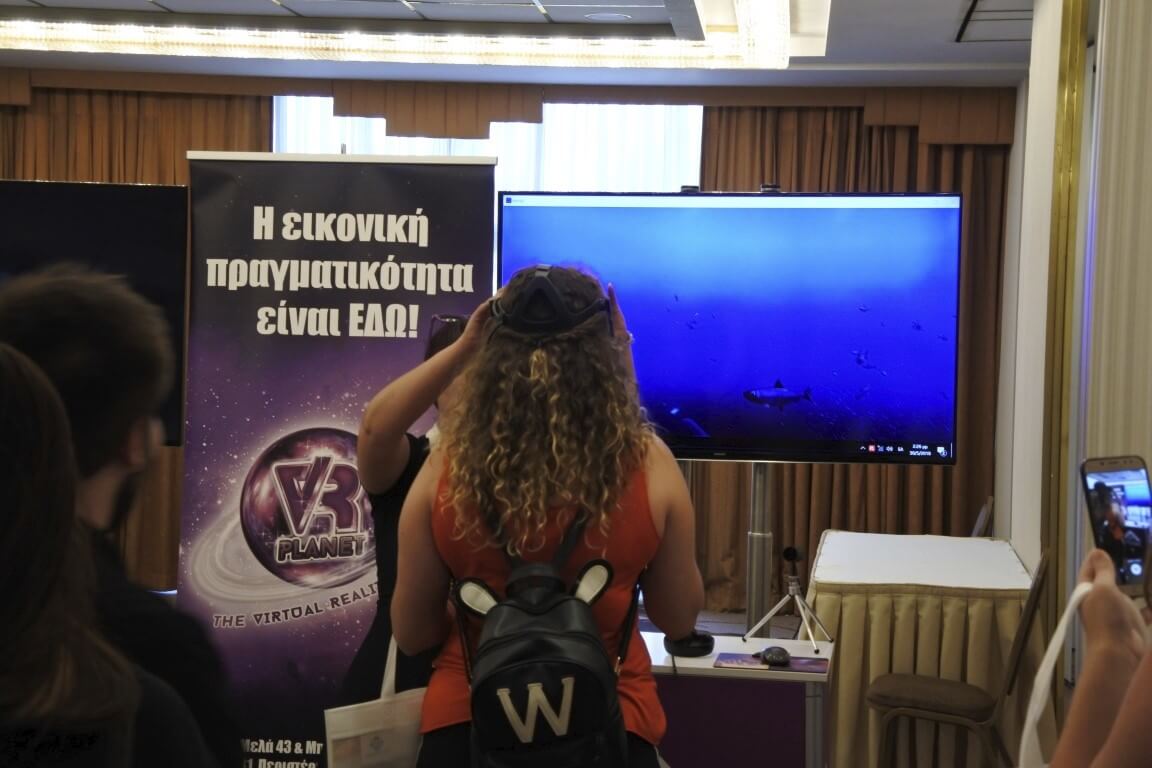 VR Planet Mobile & Connected World